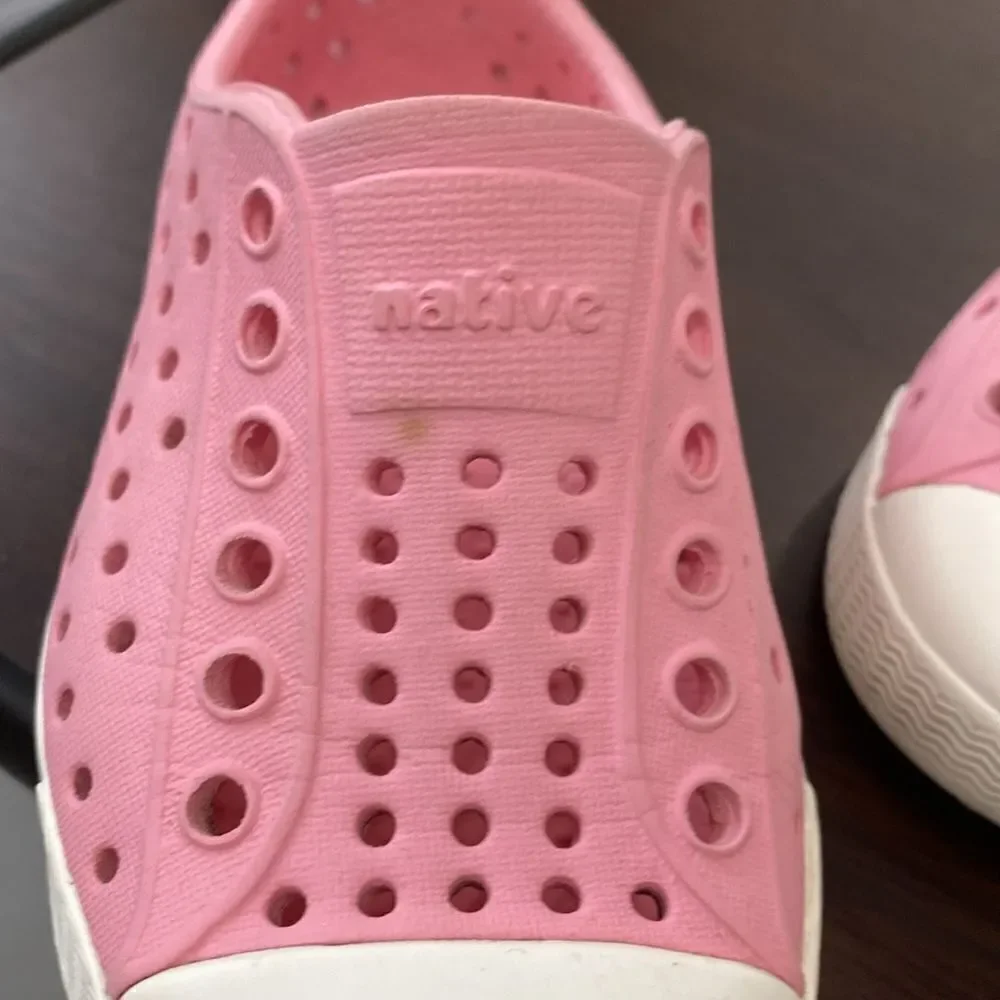 Native Jeffersons children’s size 6